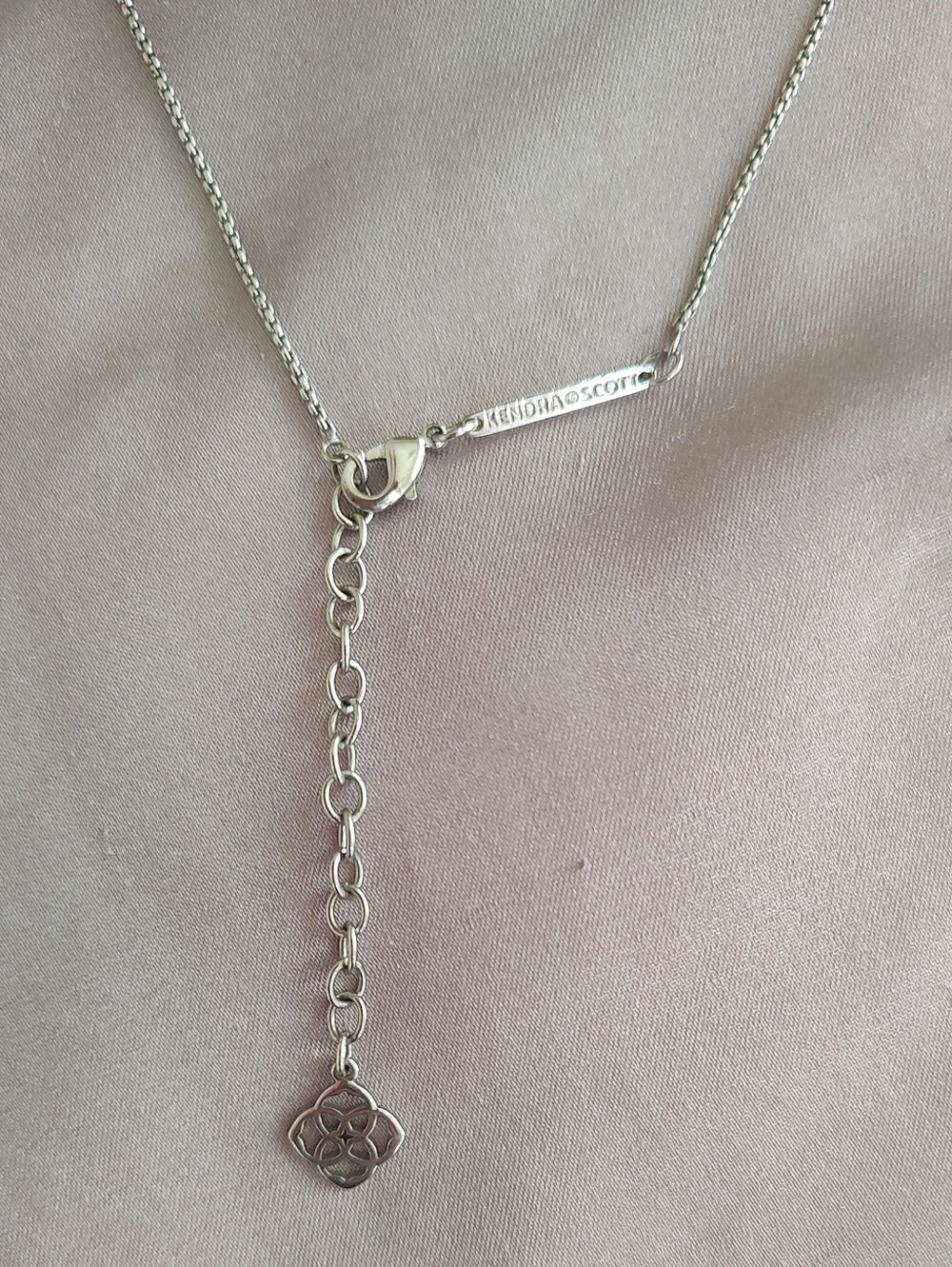 Reserved: Kendra Scott Eleanor Necklace - Picture 5 of 5